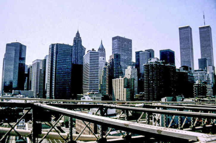 EEUU - New York 13 - New York - puente de Broklin y Torres Gemelas .jpg